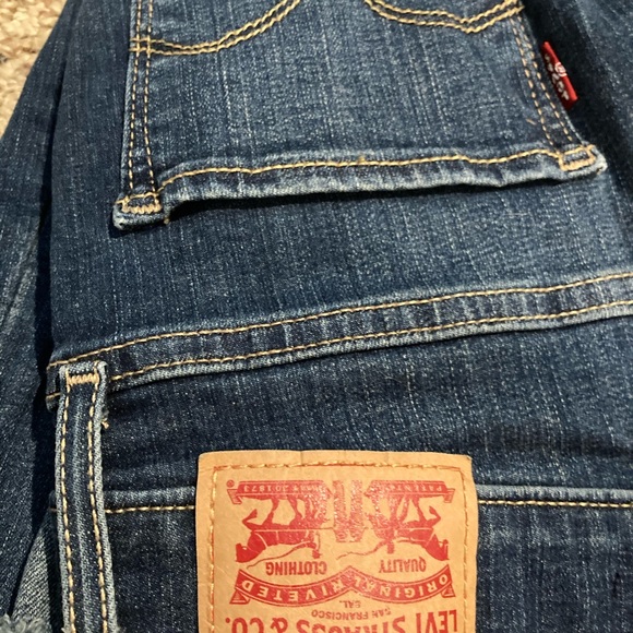 high rise super skinny levi’s - Picture 4 of 4